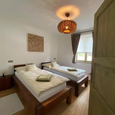 Stodola アパートホテル