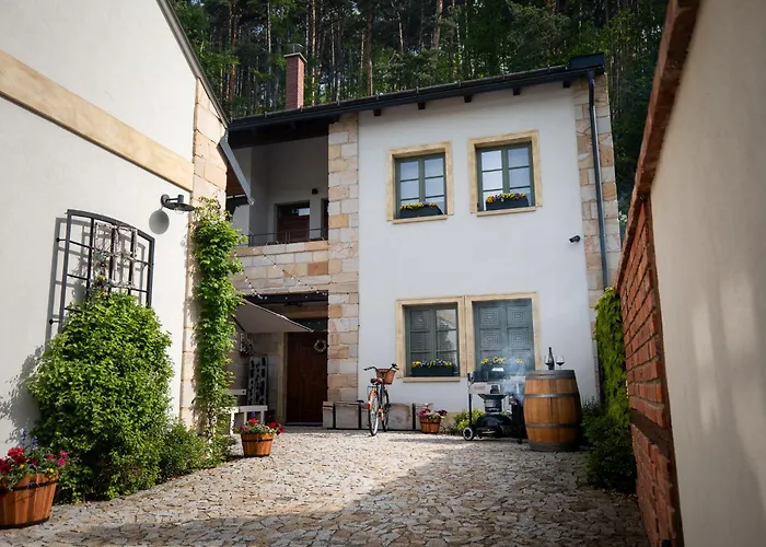 Hotel apartamentowy Stodola *